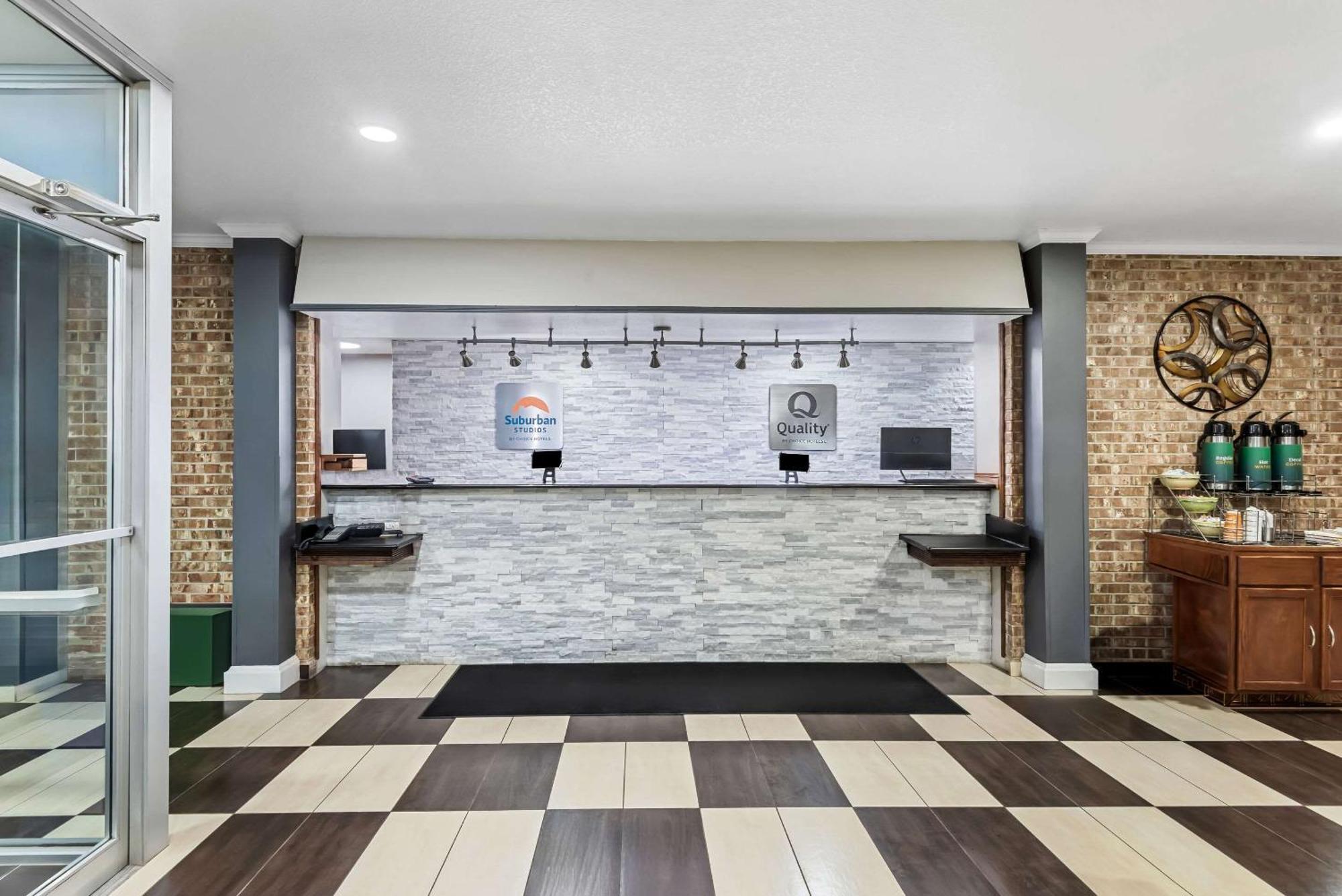Quality Inn Fort Dodge Ngoại thất bức ảnh